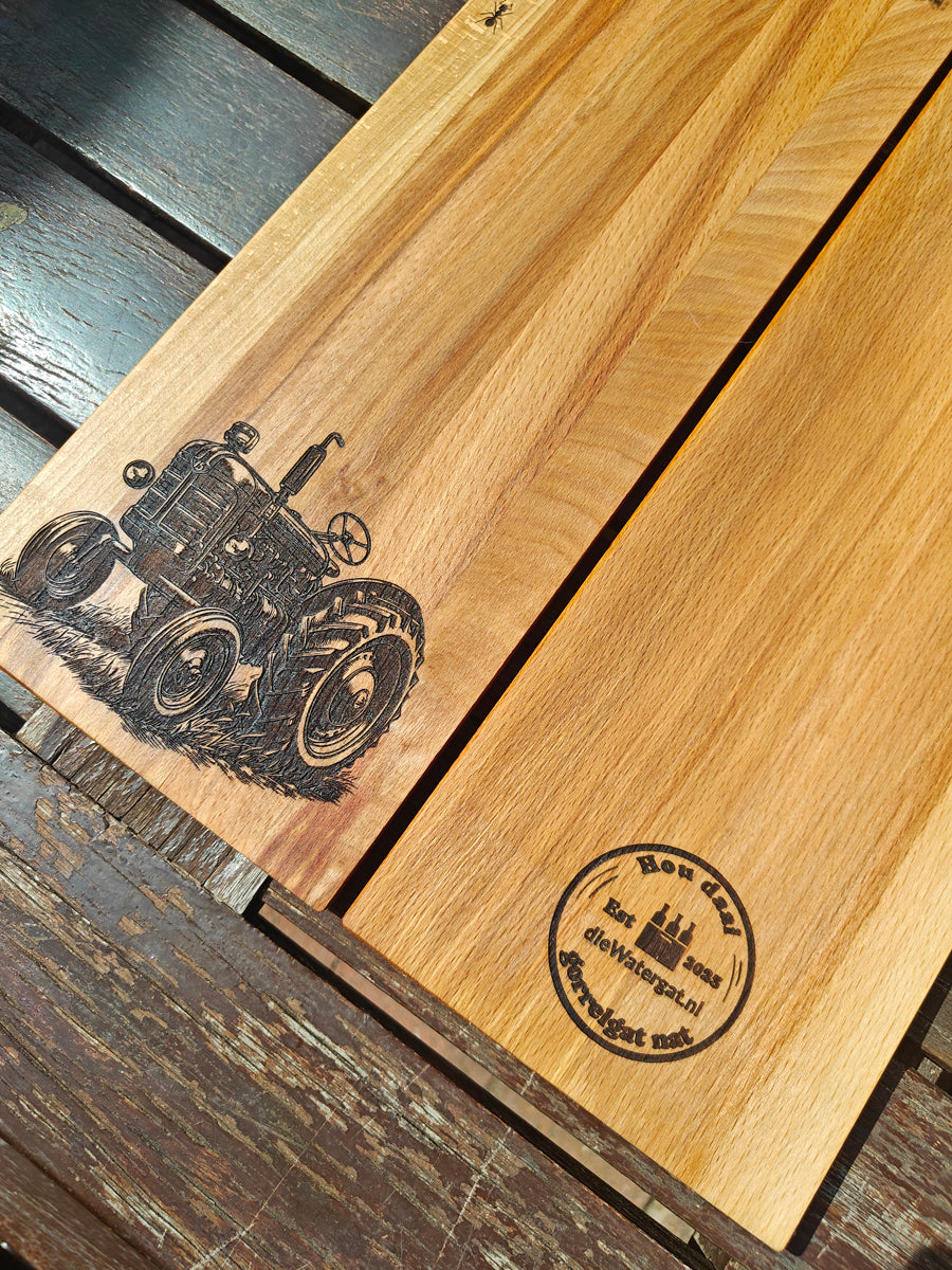 Handcrafted Braai Snack Plate – Tractor '15' & Ant Design