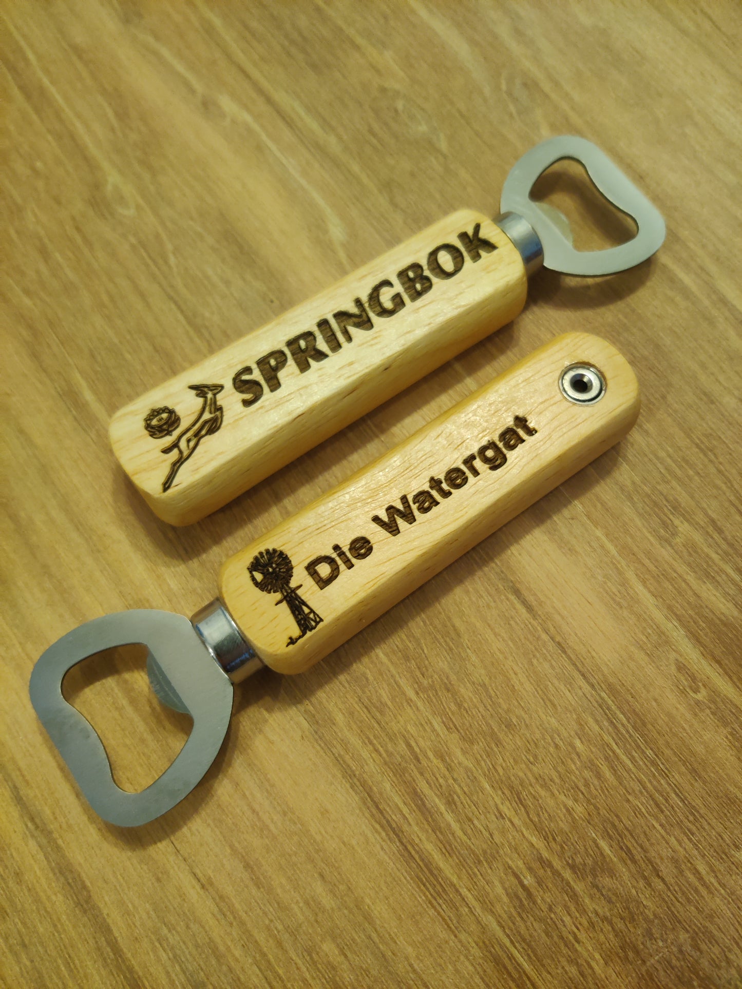 Wooden Classic Bottle Opener: Springbok Logo with Handy Magnet in Handle