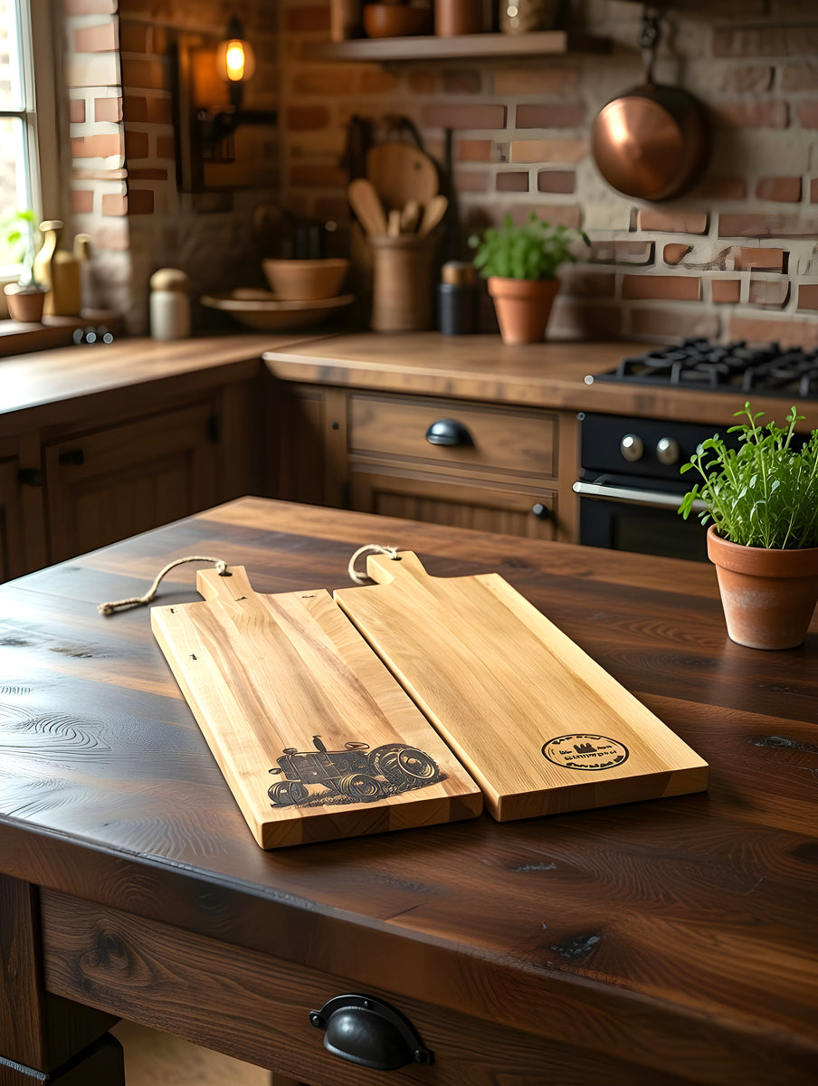 Handcrafted Braai Snack Plate – Tractor '15' & Ant Design